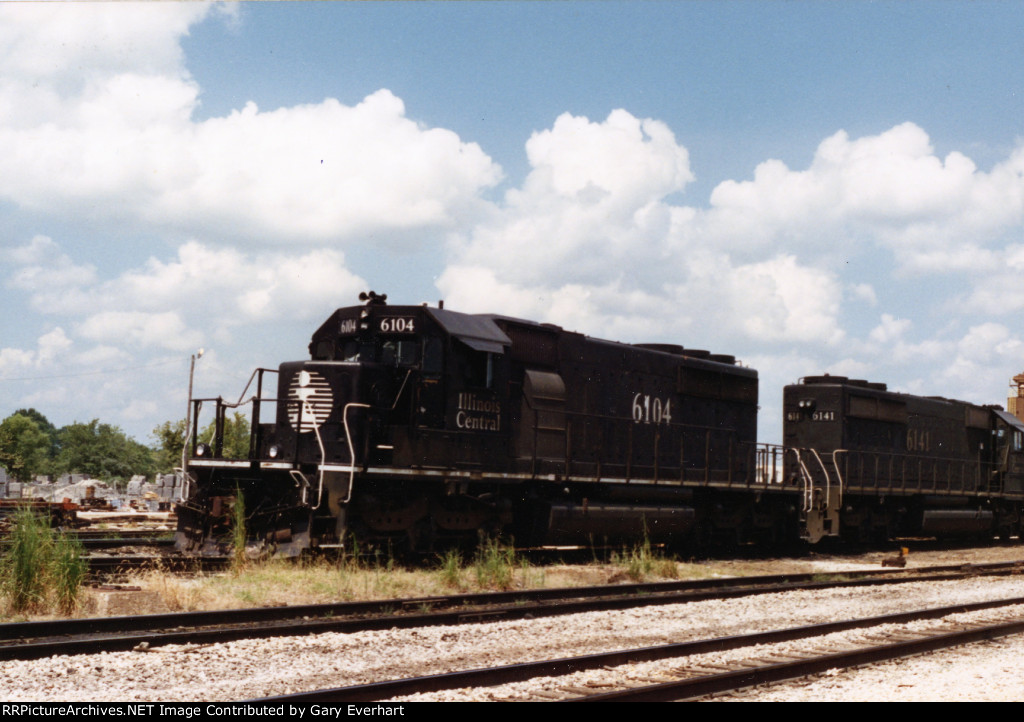 IC SD40-2 #6104 - Illinois Central